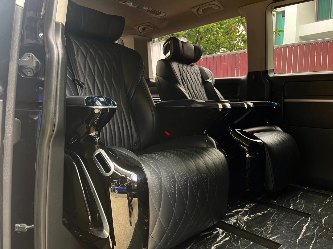 2019 Volkswagen Transporter (Caravelle) Transporter Shuttle สีดำ (รูปที่ 11)