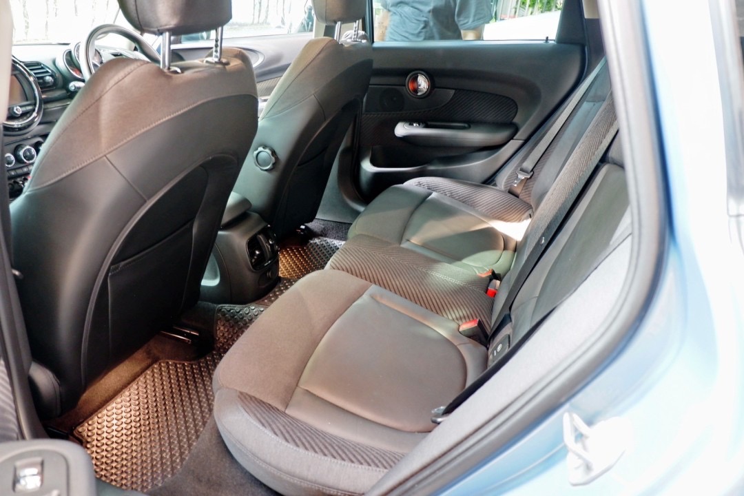 2016 Mini Cooper Clubman RHD สีฟ้า (รูปที่ 9)