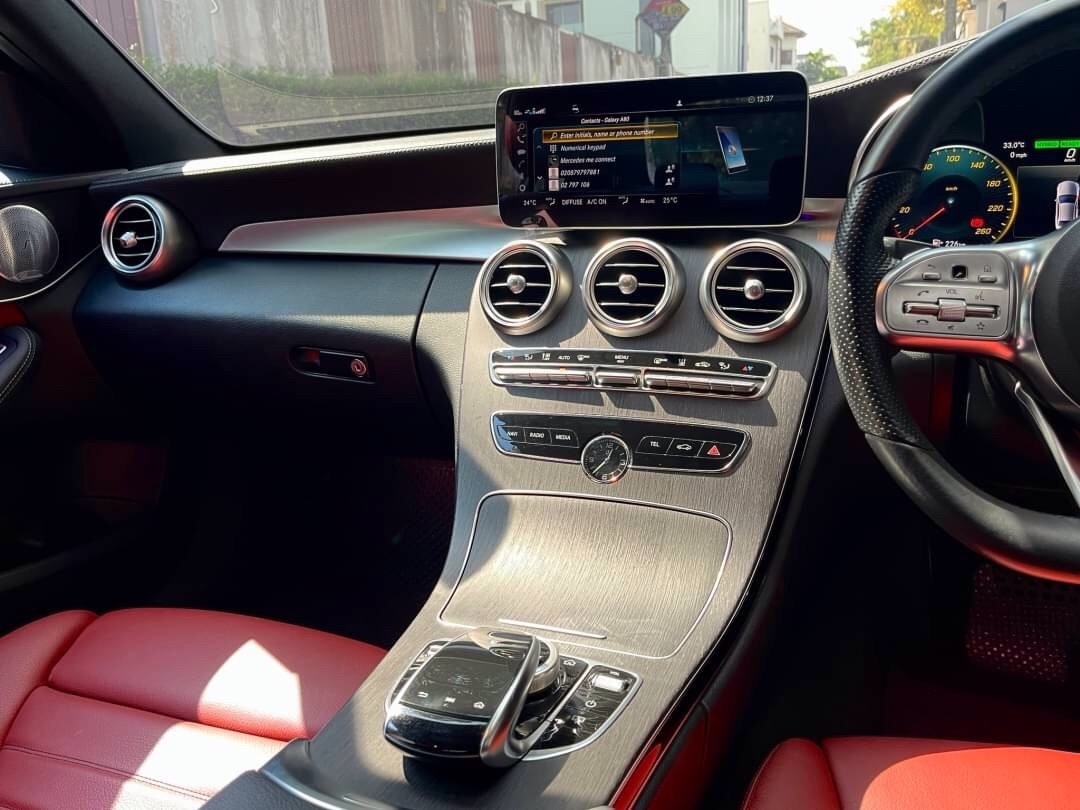 2019 Mercedes-Benz C-Class C 350 e AMG สีดำ (รูปที่ 7)