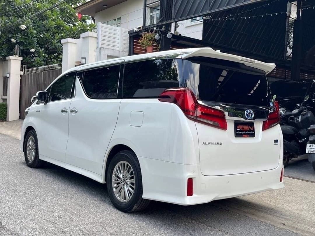 2020 Toyota Alphard สีขาว (รูปที่ 2)