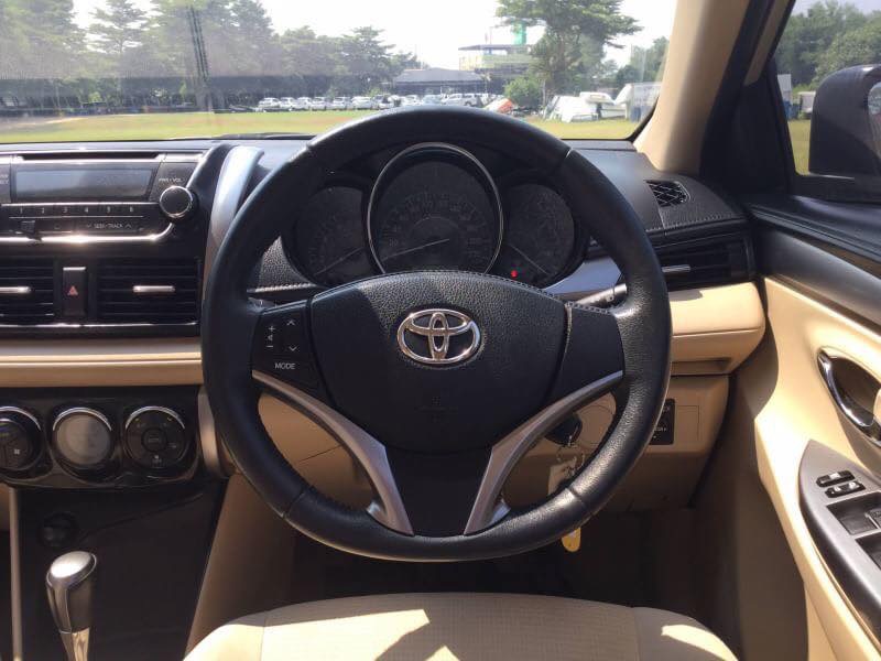 Toyota Vios ปี 2014 สีน้ำตาล