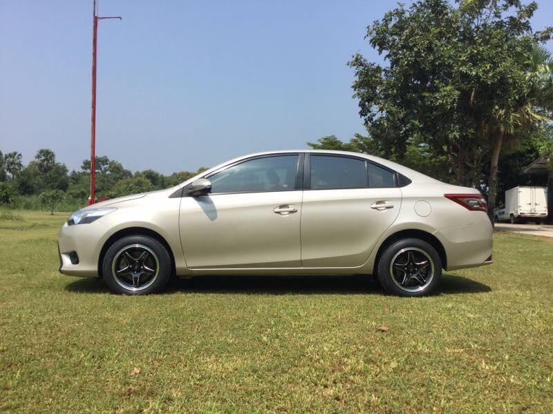 Toyota Vios ปี 2014 สีน้ำตาล