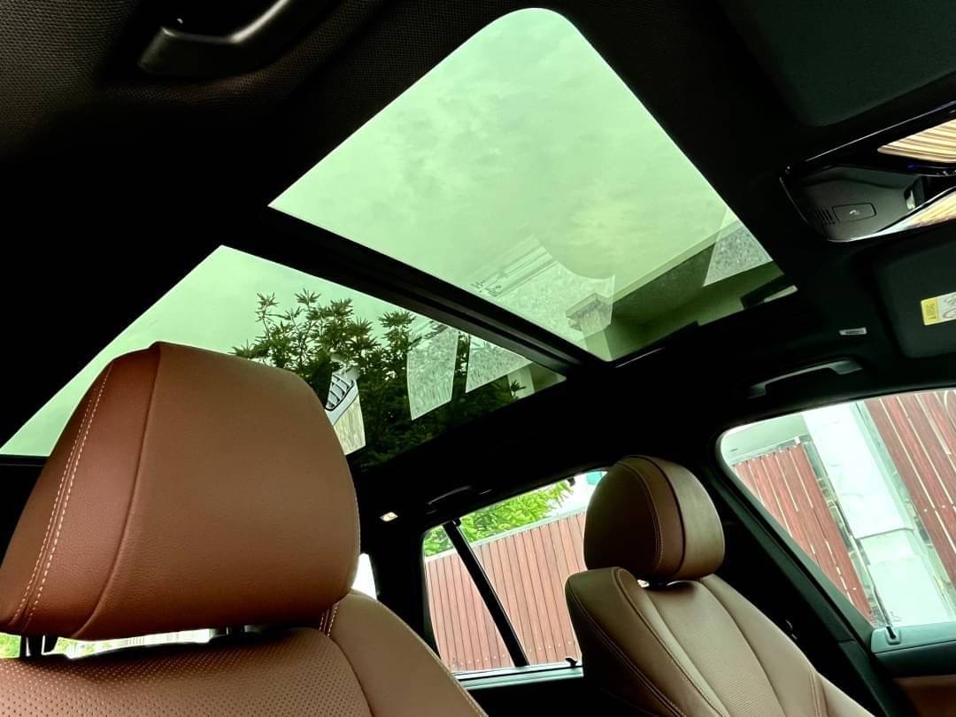 2020 BMW X5 G05 สีดำ (รูปที่ 10)