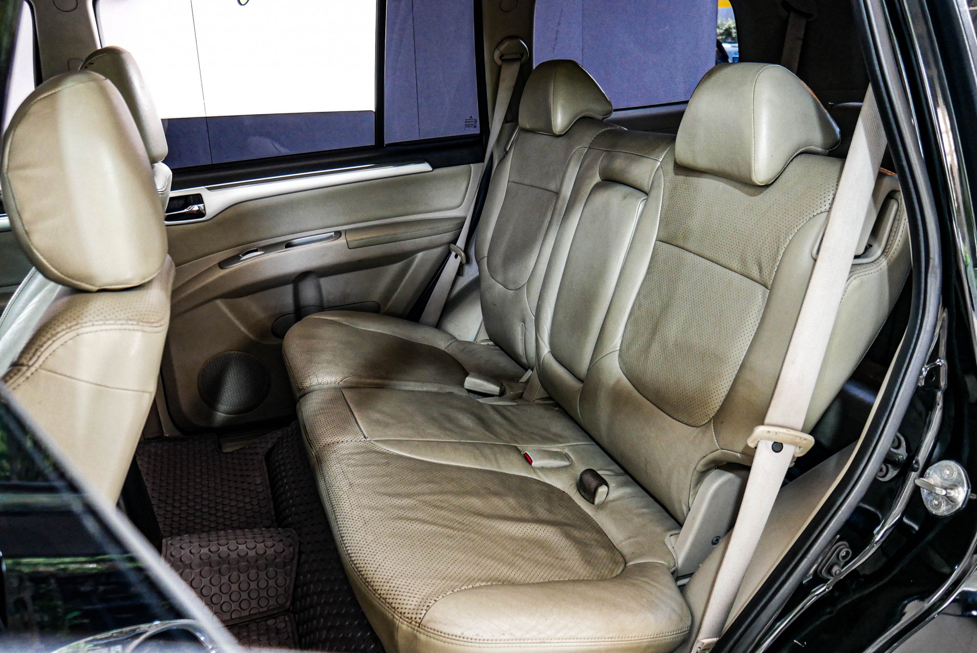 MITSUBISHI PAJERO SPORT 3.2 GT 4WD. AT ปี2011 สีดำ (รูปที่ 13)