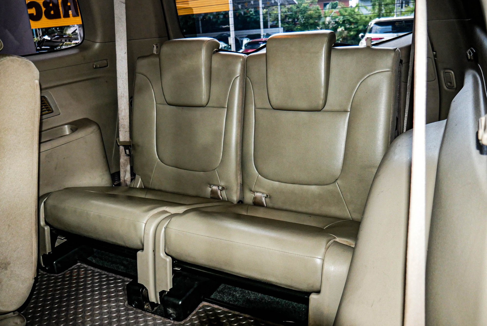 MITSUBISHI PAJERO SPORT 3.2 GT 4WD. AT ปี2011 สีดำ (รูปที่ 14)