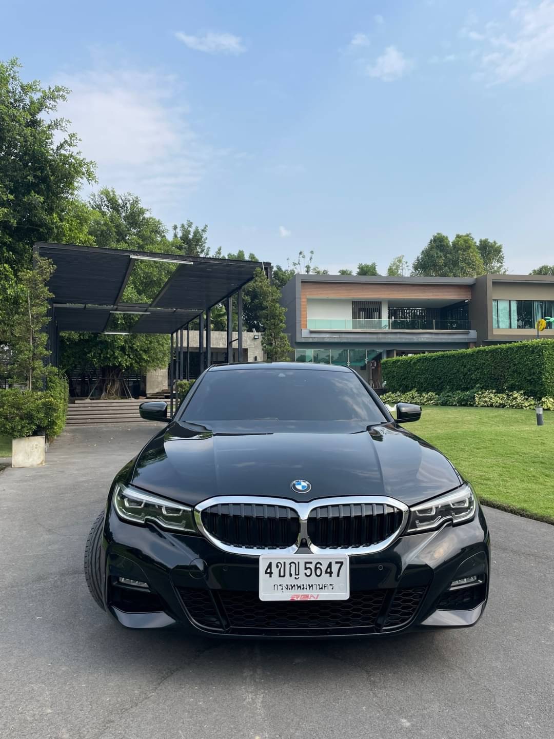 2020 BMW 330e M Sport LCI สีดำ (รูปที่ 7)