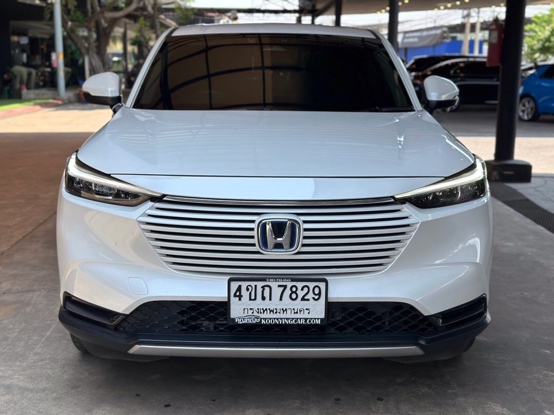2022 Honda HR-V สีขาว (รูปที่ 2)