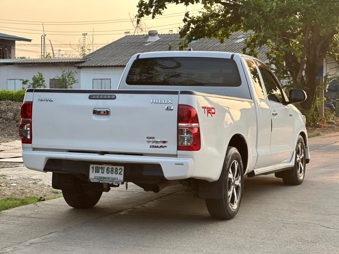 2013 Toyota Hilux Vigo Extra cab สีขาว (รูปที่ 4)