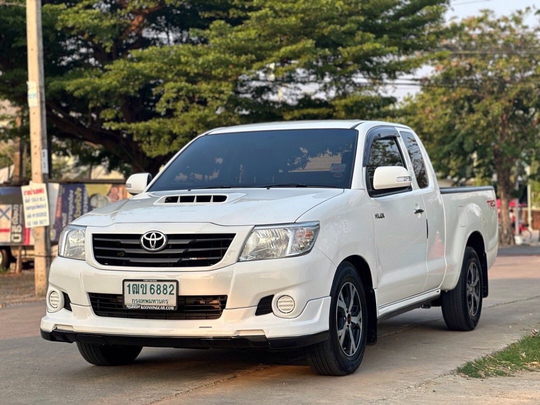 2013 Toyota Hilux Vigo Extra cab สีขาว (รูปที่ 6)
