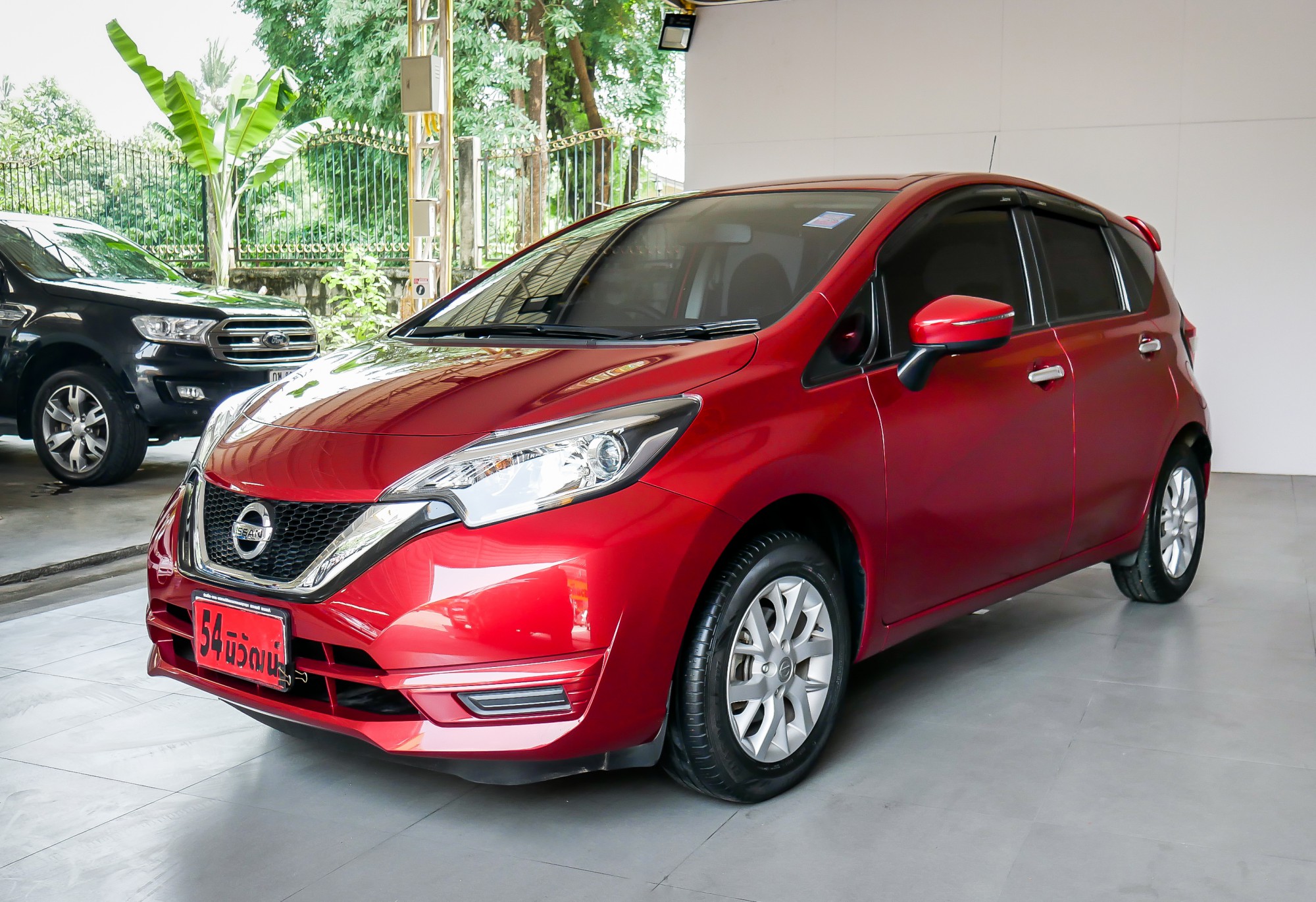NISSAN NOTE 1.2 V AT สีแดง ปี2017 (รูปที่ 3)