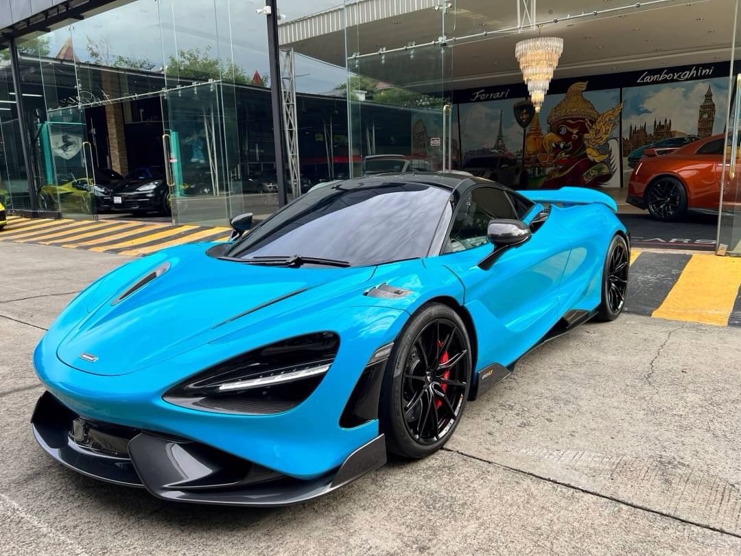 2021 McLaren 765 LT Coupe สีฟ้า (รูปที่ 3)