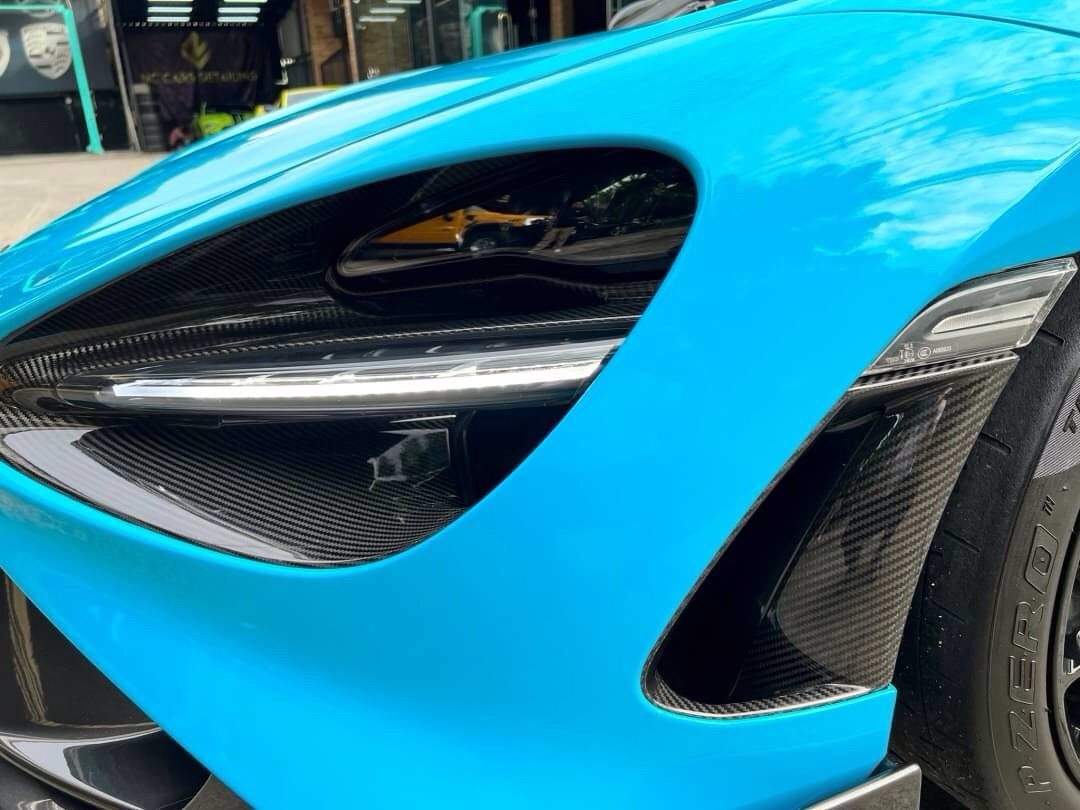 2021 McLaren 765 LT Coupe สีฟ้า (รูปที่ 8)