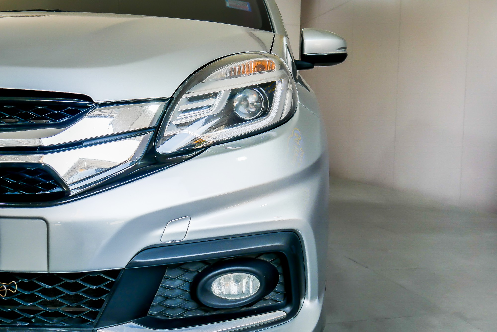HONDA MOBILIO 1.5 RS AT สีเงิน ปี2015 (รูปที่ 4)