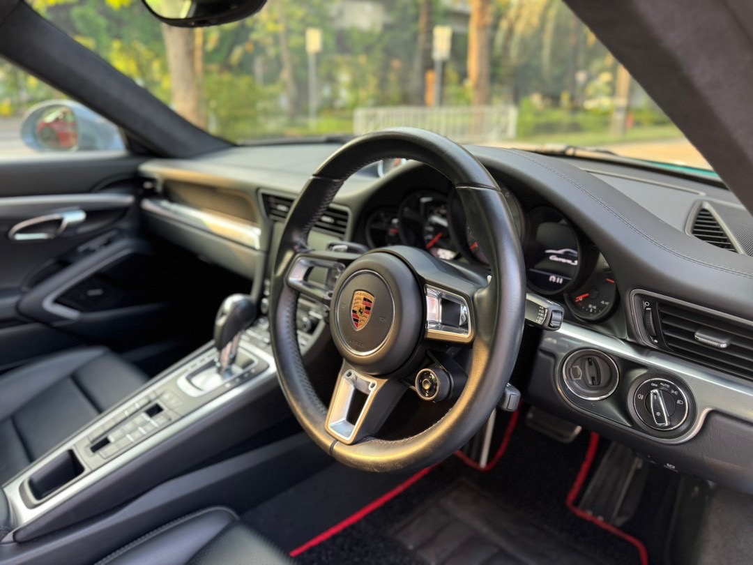 2017 Porsche 991.2 Carrera S สีเทา (รูปที่ 10)