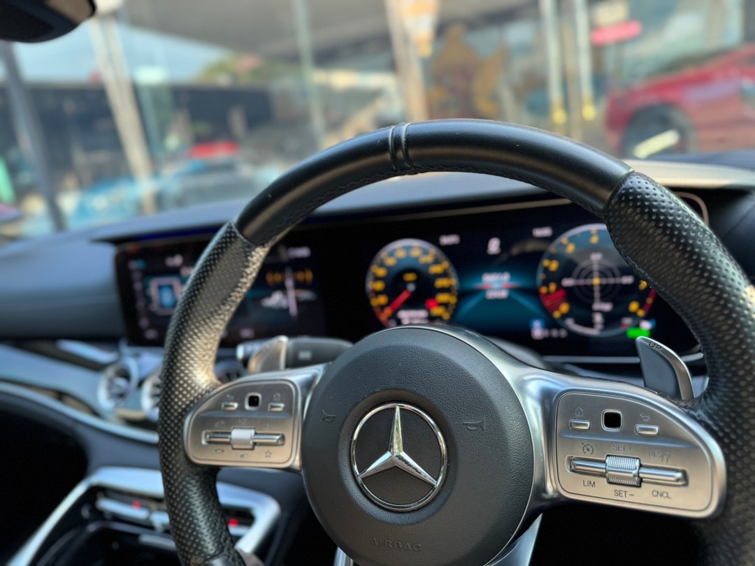 2020 Mercedes-Benz AMG GT53 สีดำ (รูปที่ 14)