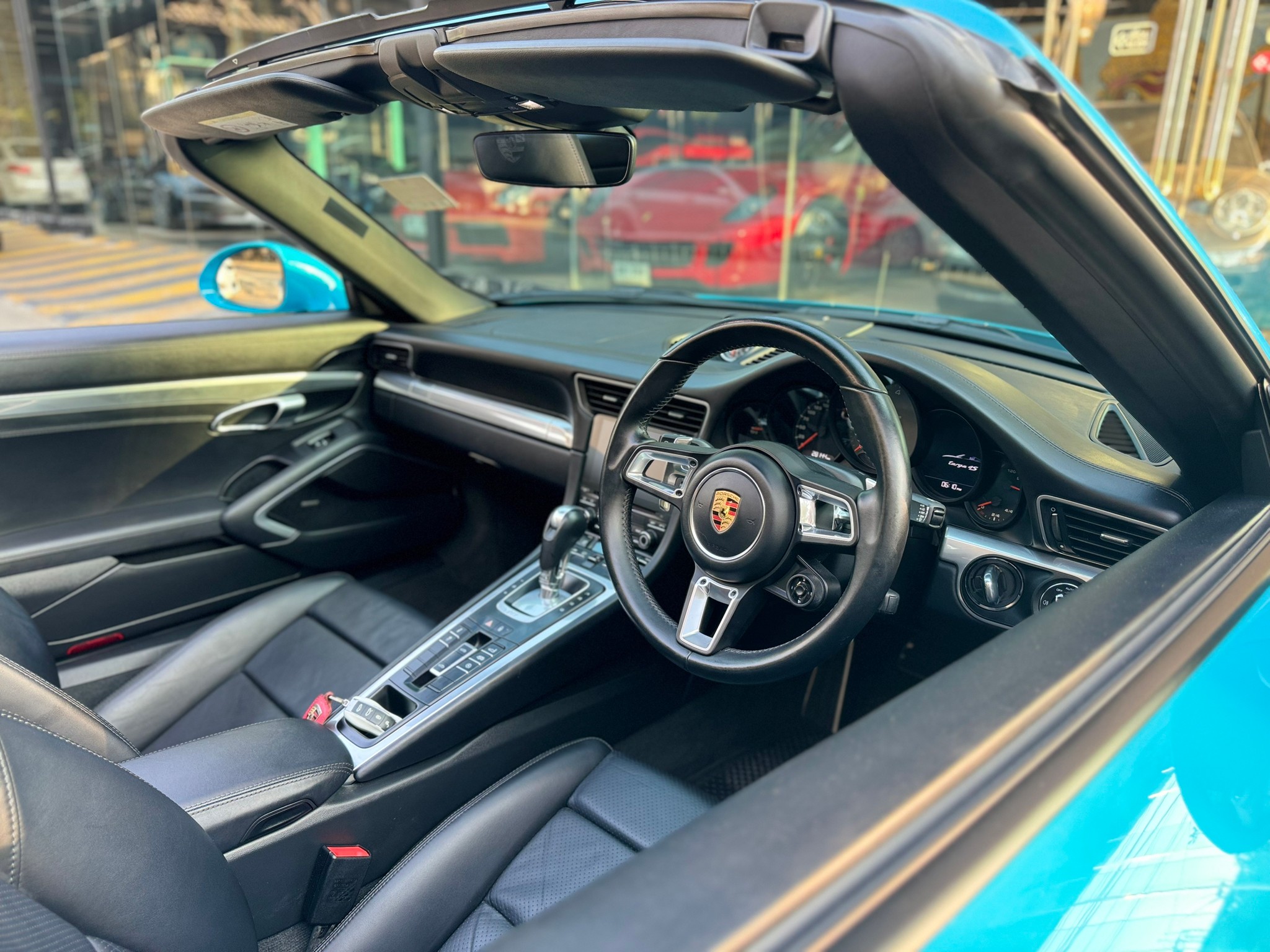 2017 Porsche 991.2 Targa 4s สีฟ้า (รูปที่ 10)