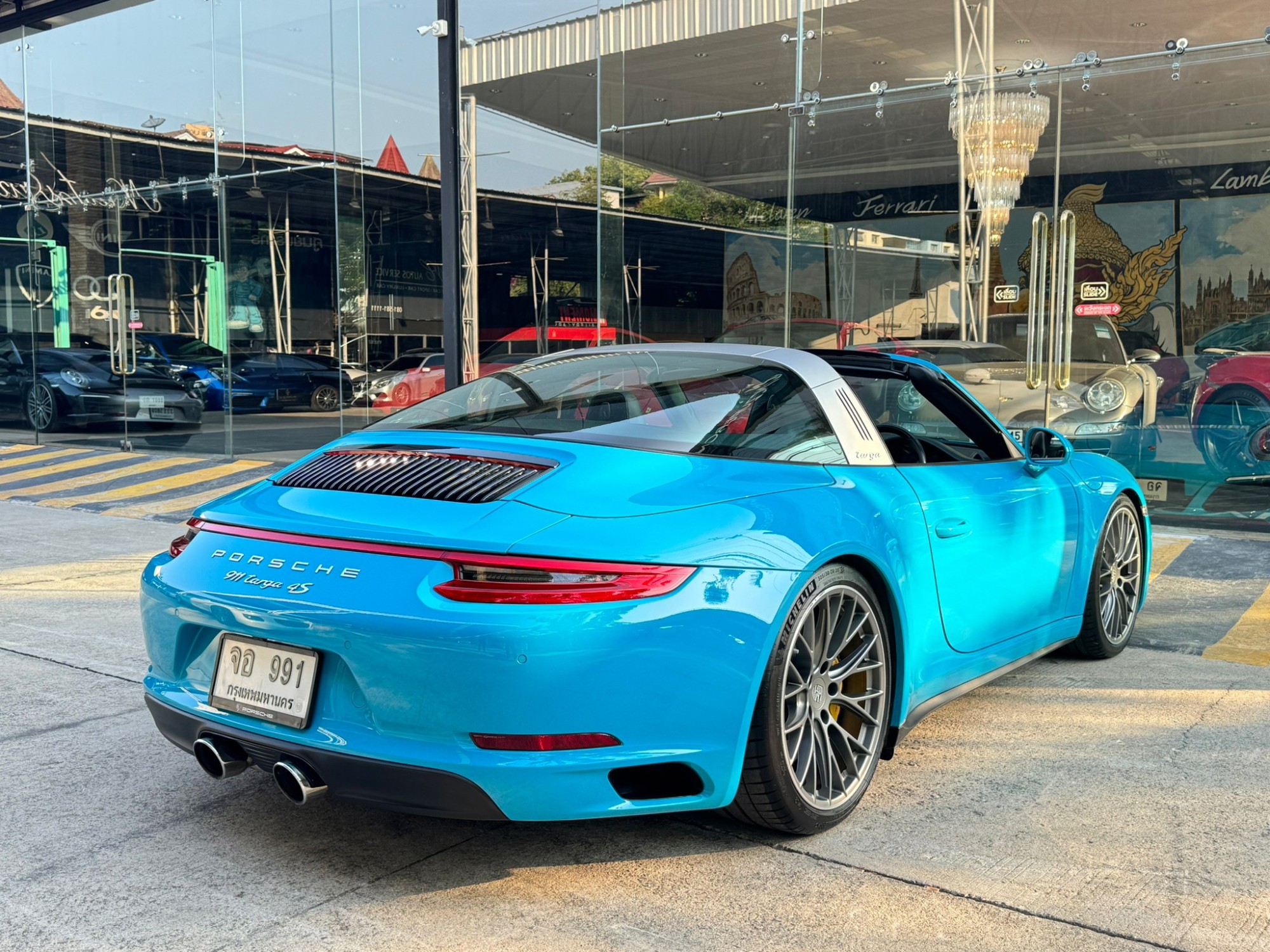 2017 Porsche 991.2 Targa 4s สีฟ้า (รูปที่ 14)