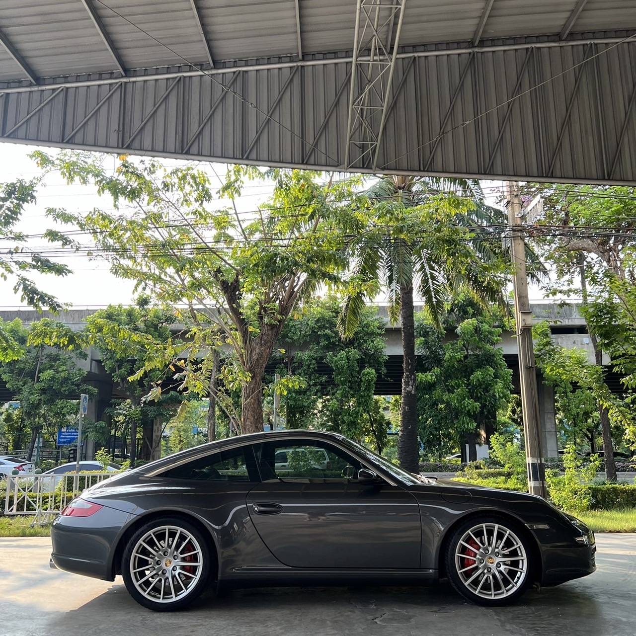 2007 Porsche 997 TARGA 4S สีเทา (รูปที่ 3)