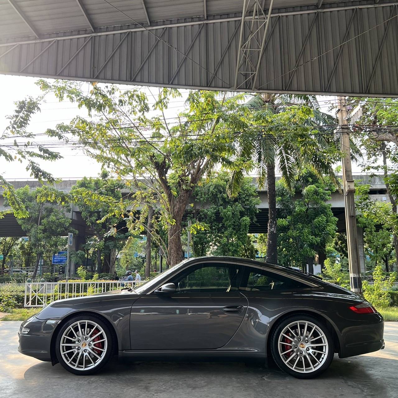 2007 Porsche 997 TARGA 4S สีเทา (รูปที่ 2)
