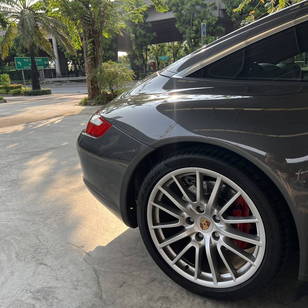 2007 Porsche 997 TARGA 4S สีเทา (รูปที่ 8)