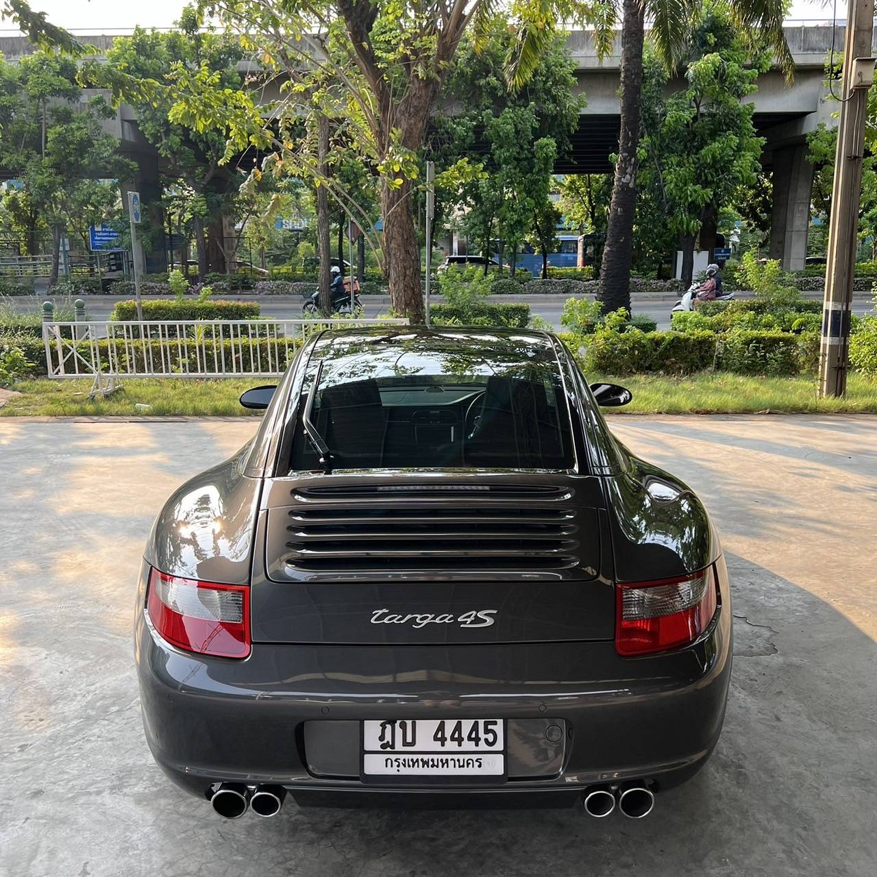 2007 Porsche 997 TARGA 4S สีเทา (รูปที่ 19)