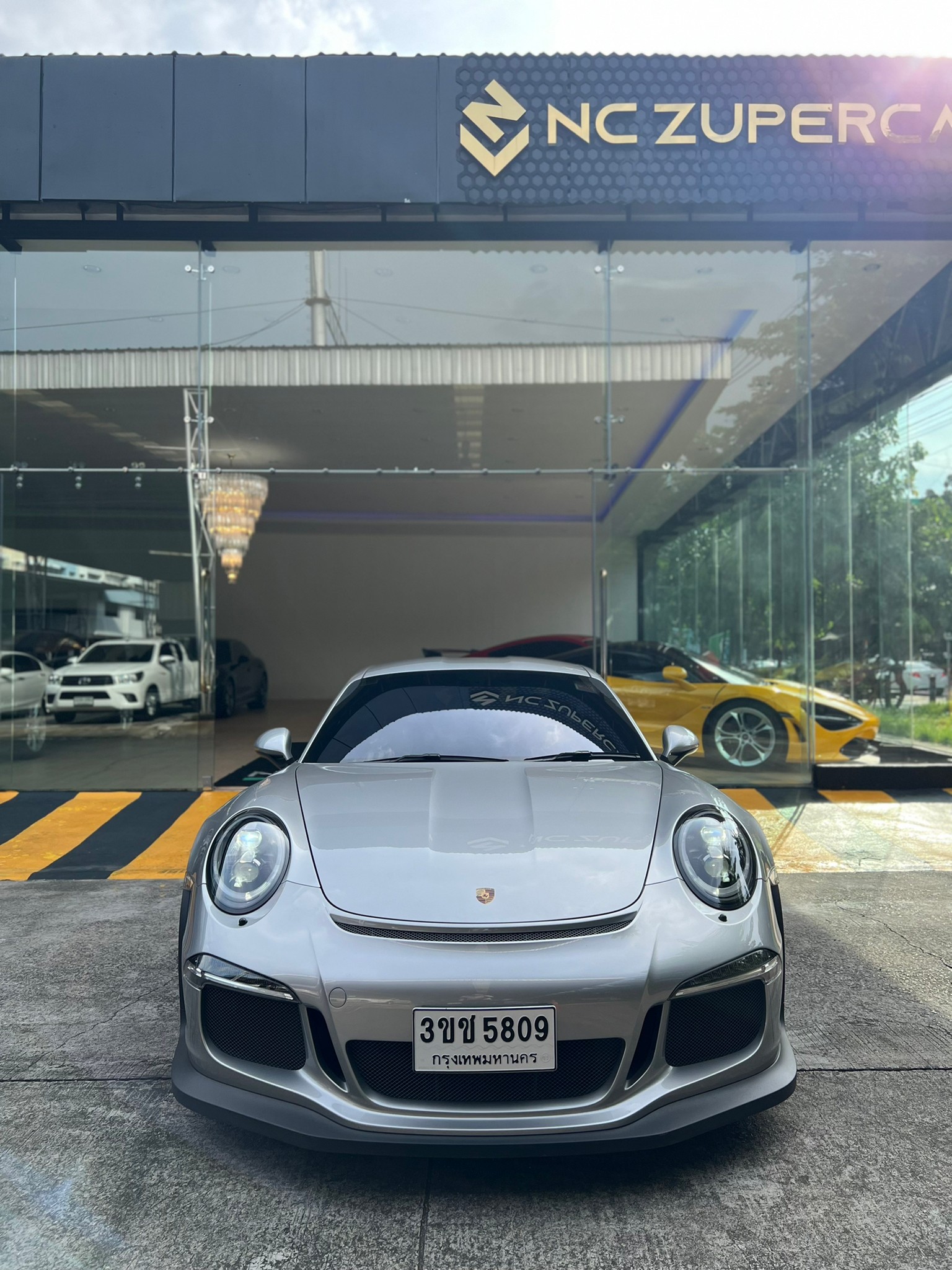 2016 Porsche 991.1 GT3 RS สีเทา (รูปที่ 14)
