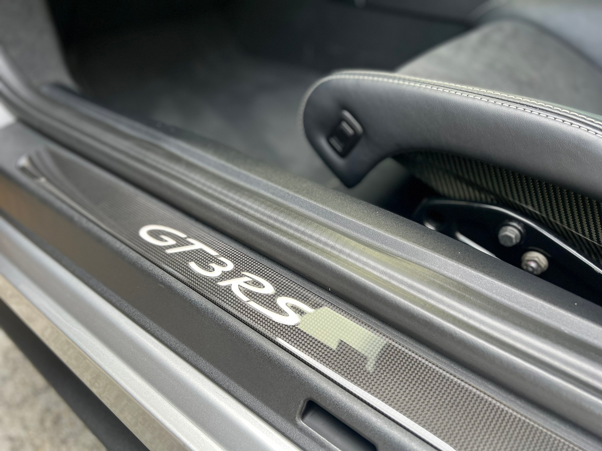 2016 Porsche 991.1 GT3 RS สีเทา (รูปที่ 17)