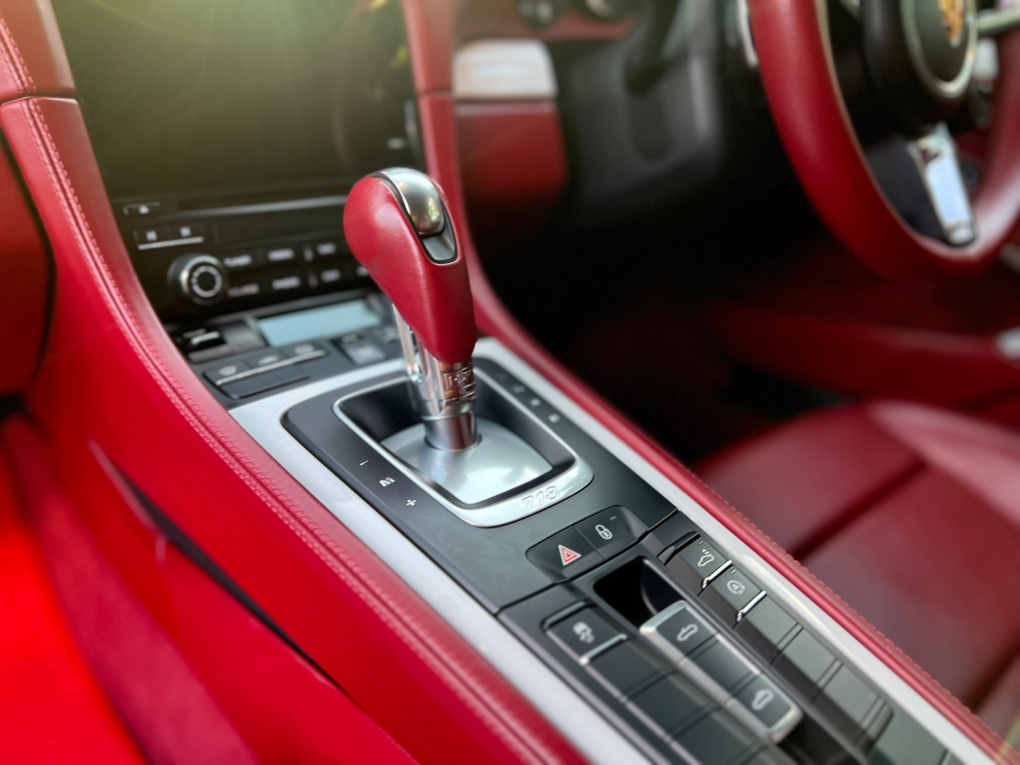 2016 Porsche BOXSTER S 718 สีขาว (รูปที่ 10)
