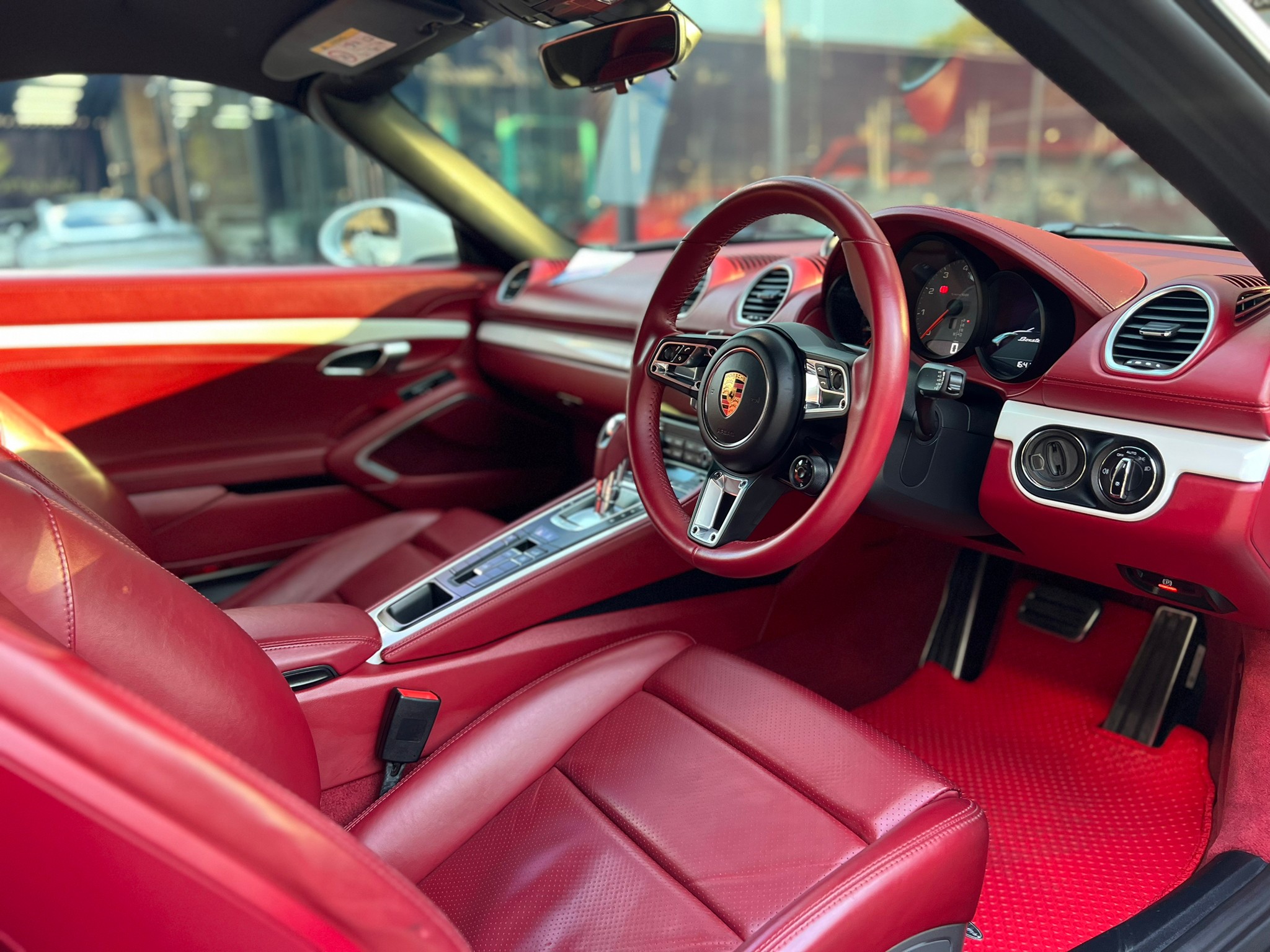 2016 Porsche BOXSTER S 718 สีขาว (รูปที่ 14)