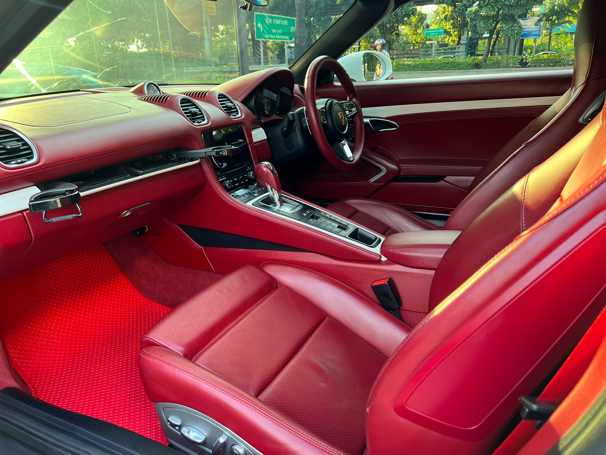 2016 Porsche BOXSTER S 718 สีขาว (รูปที่ 7)