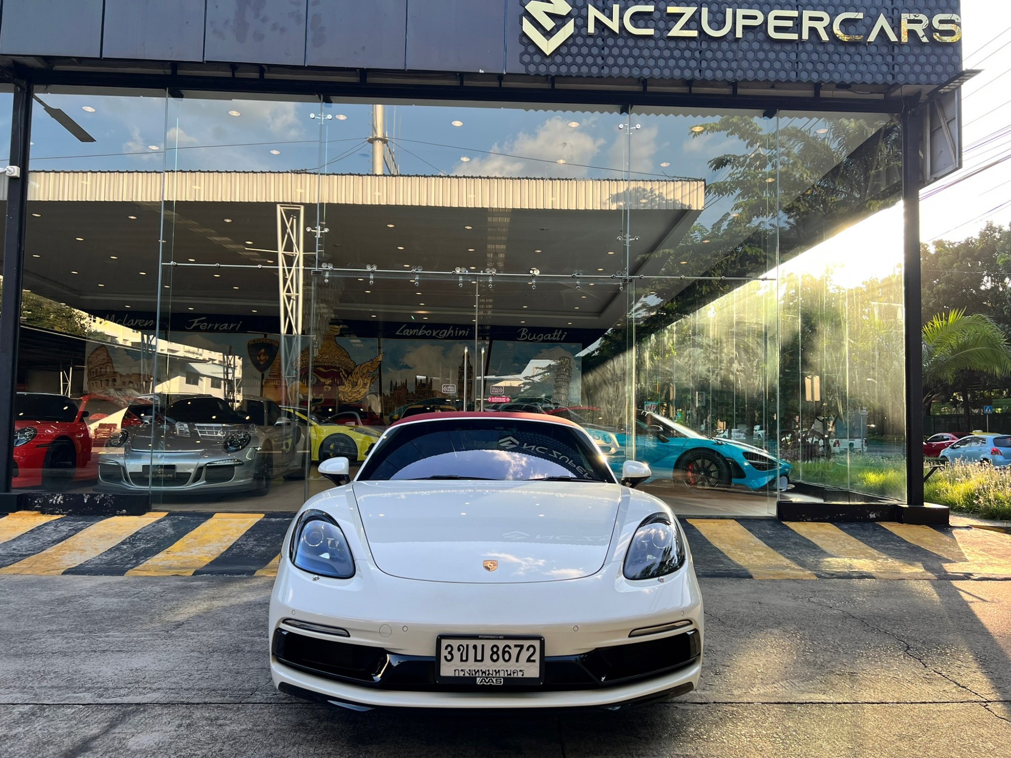 2016 Porsche BOXSTER S 718 สีขาว (รูปที่ 2)