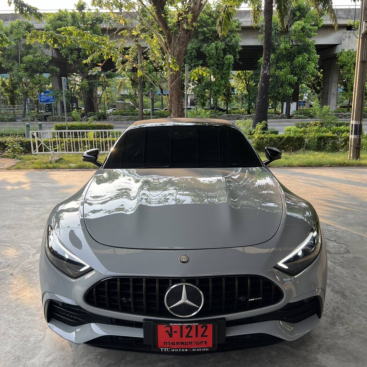 2023 Mercedes-Benz SL43 AMG night package สีเทา