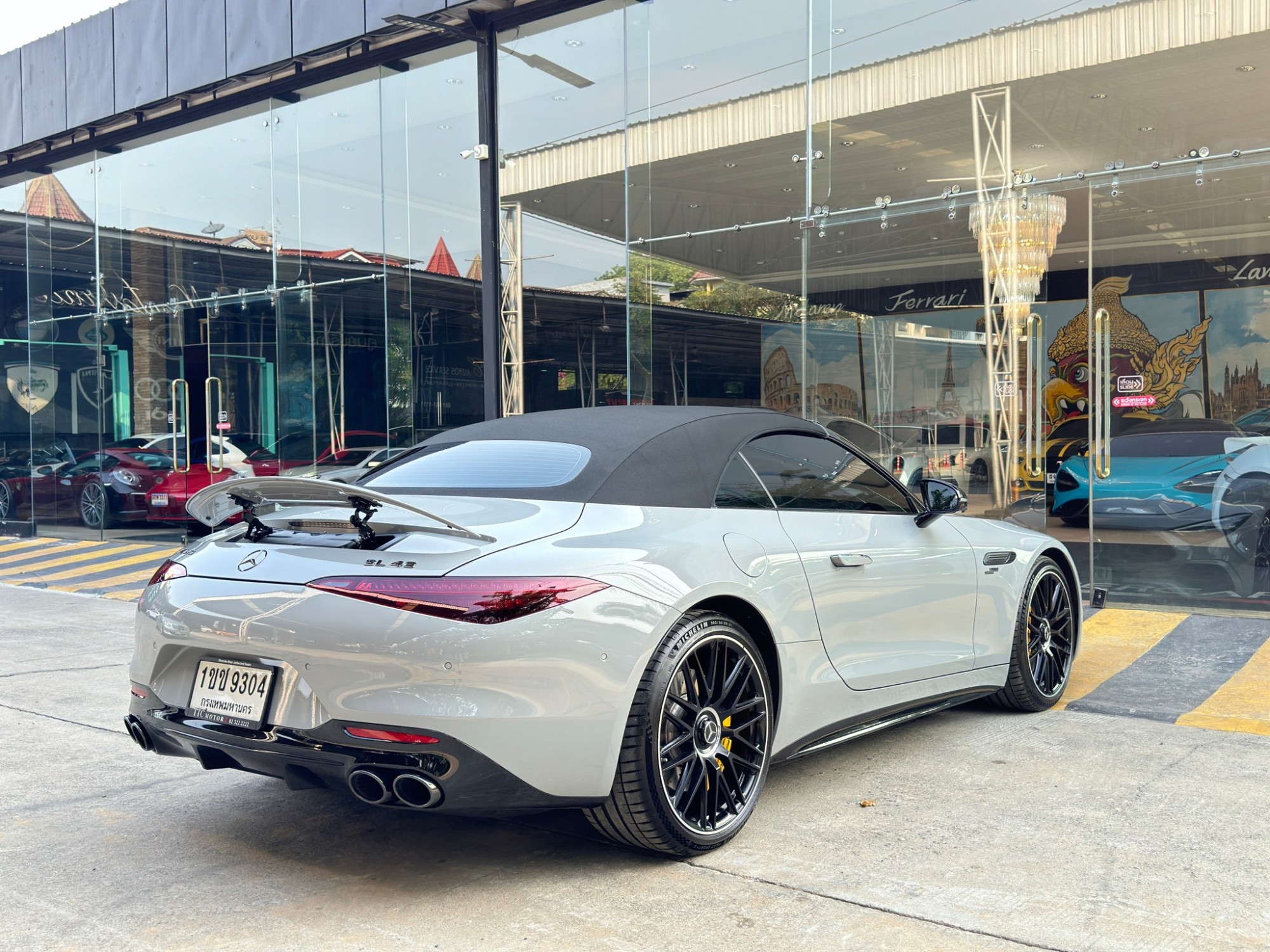 2023 Mercedes-Benz SL43 AMG night package สีเทา (รูปที่ 16)