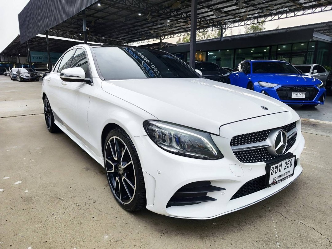 2021 Mercedes-Benz C-Class C 220 d สีขาว (รูปที่ 3)