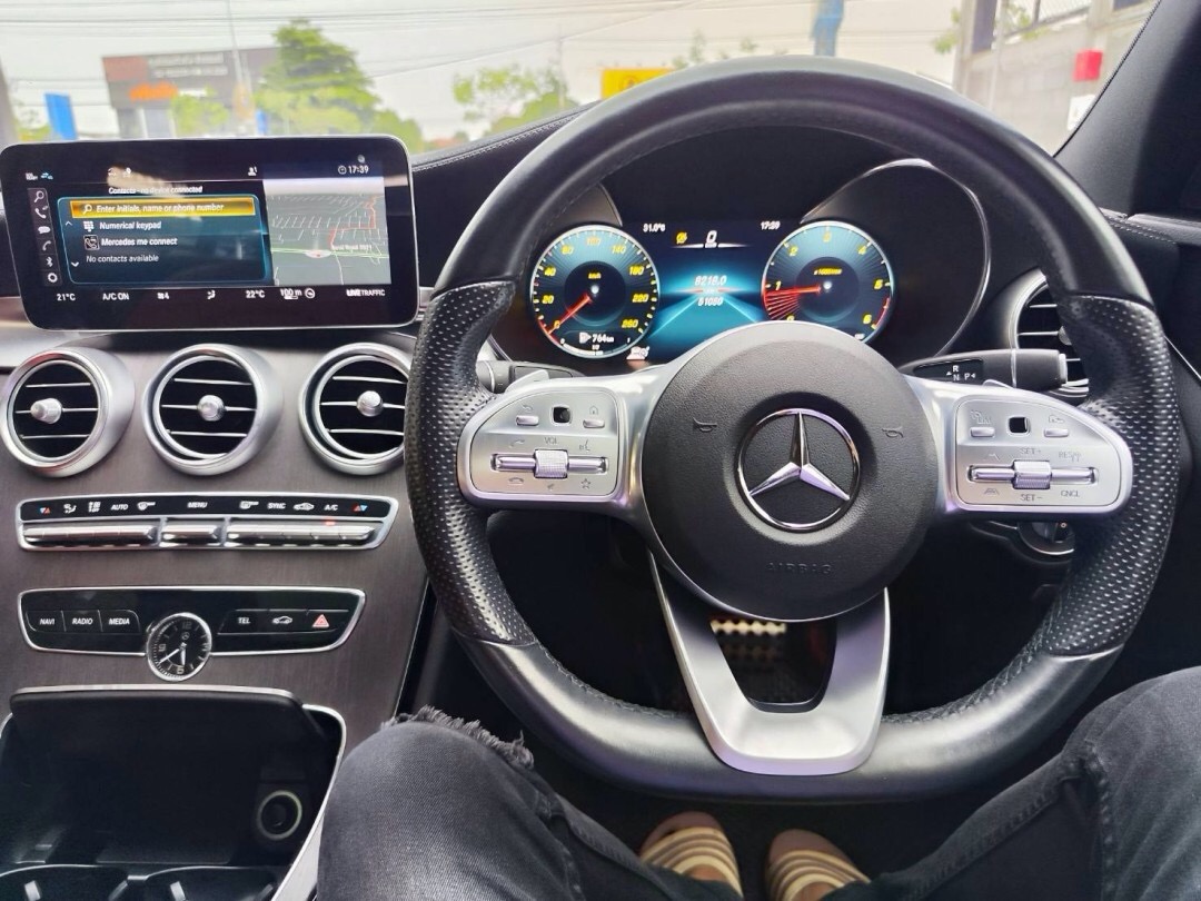 2021 Mercedes-Benz C-Class C 220 d สีขาว (รูปที่ 5)