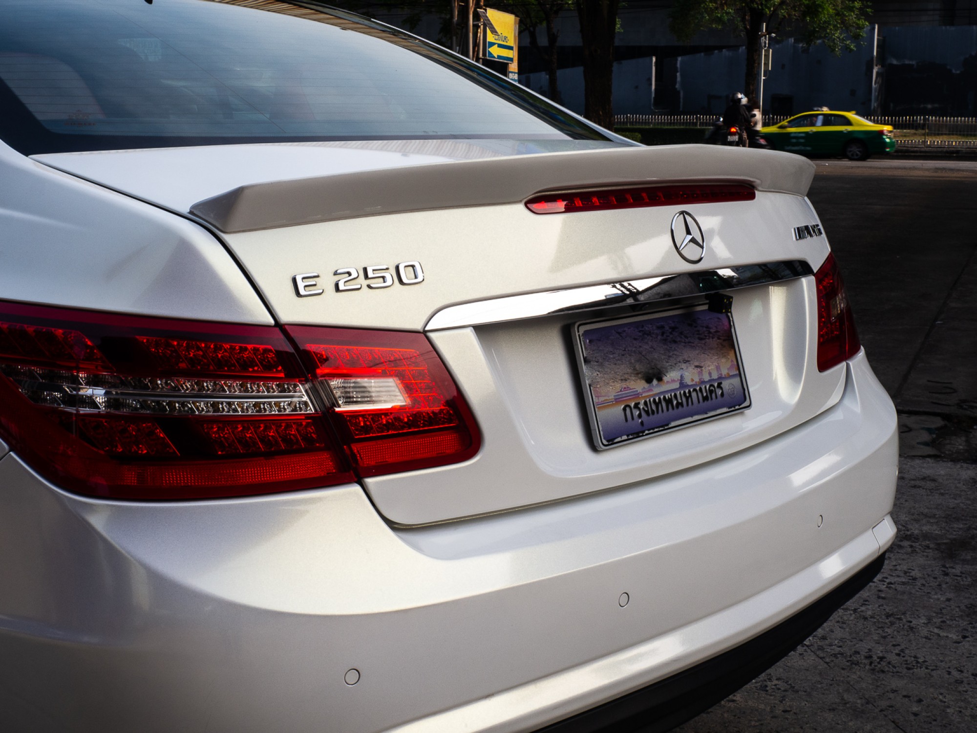 BENZ E200 COUPE (รูปที่ 13)