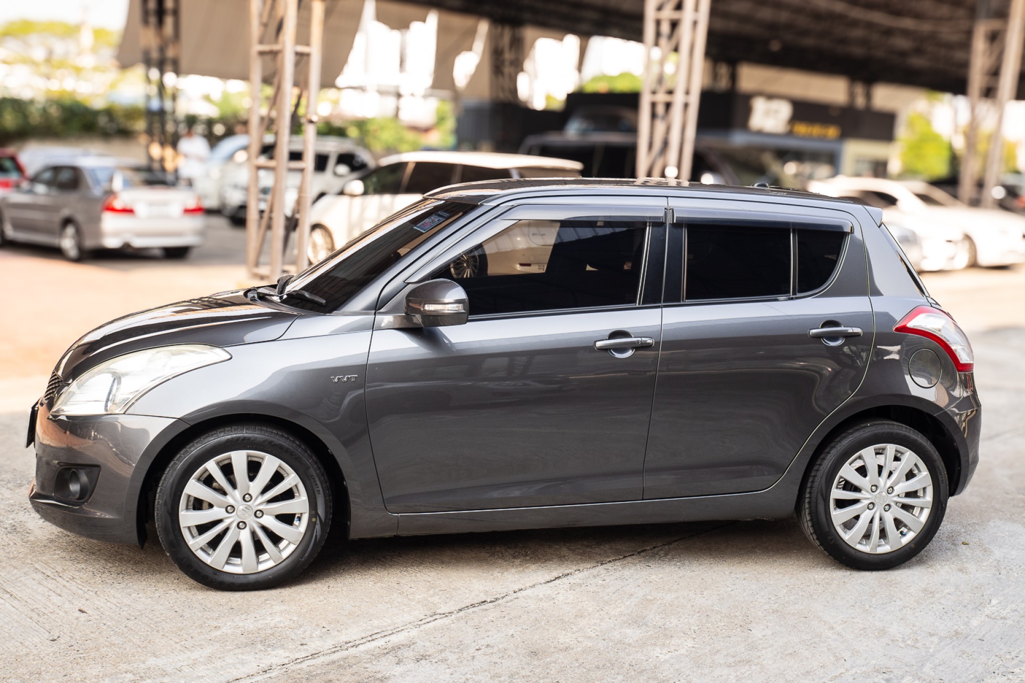 SUZUKI SWIFT 1.5GLX (รูปที่ 8)