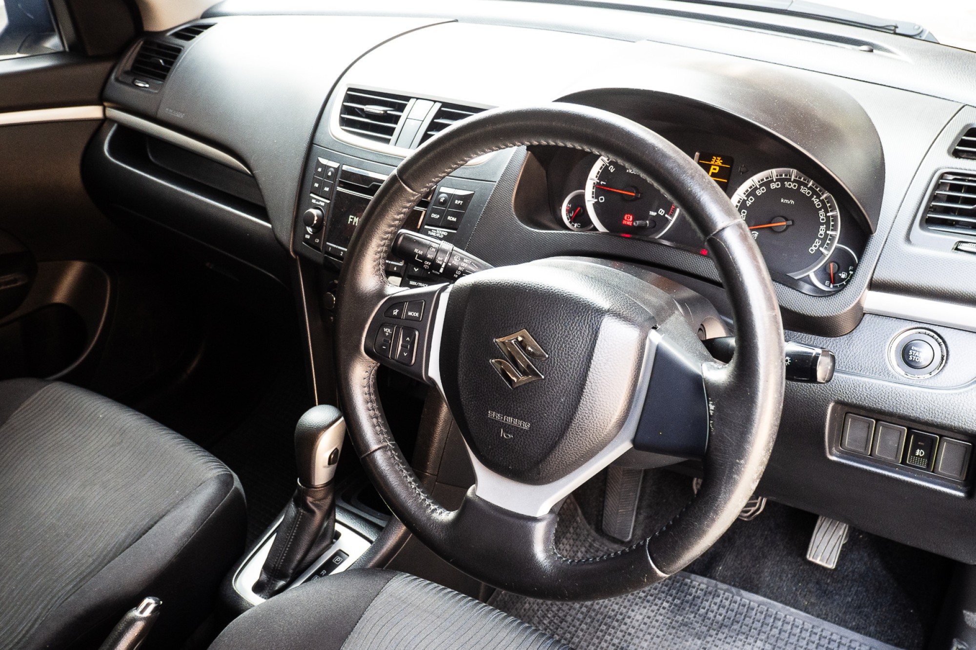 SUZUKI SWIFT 1.5GLX (รูปที่ 17)