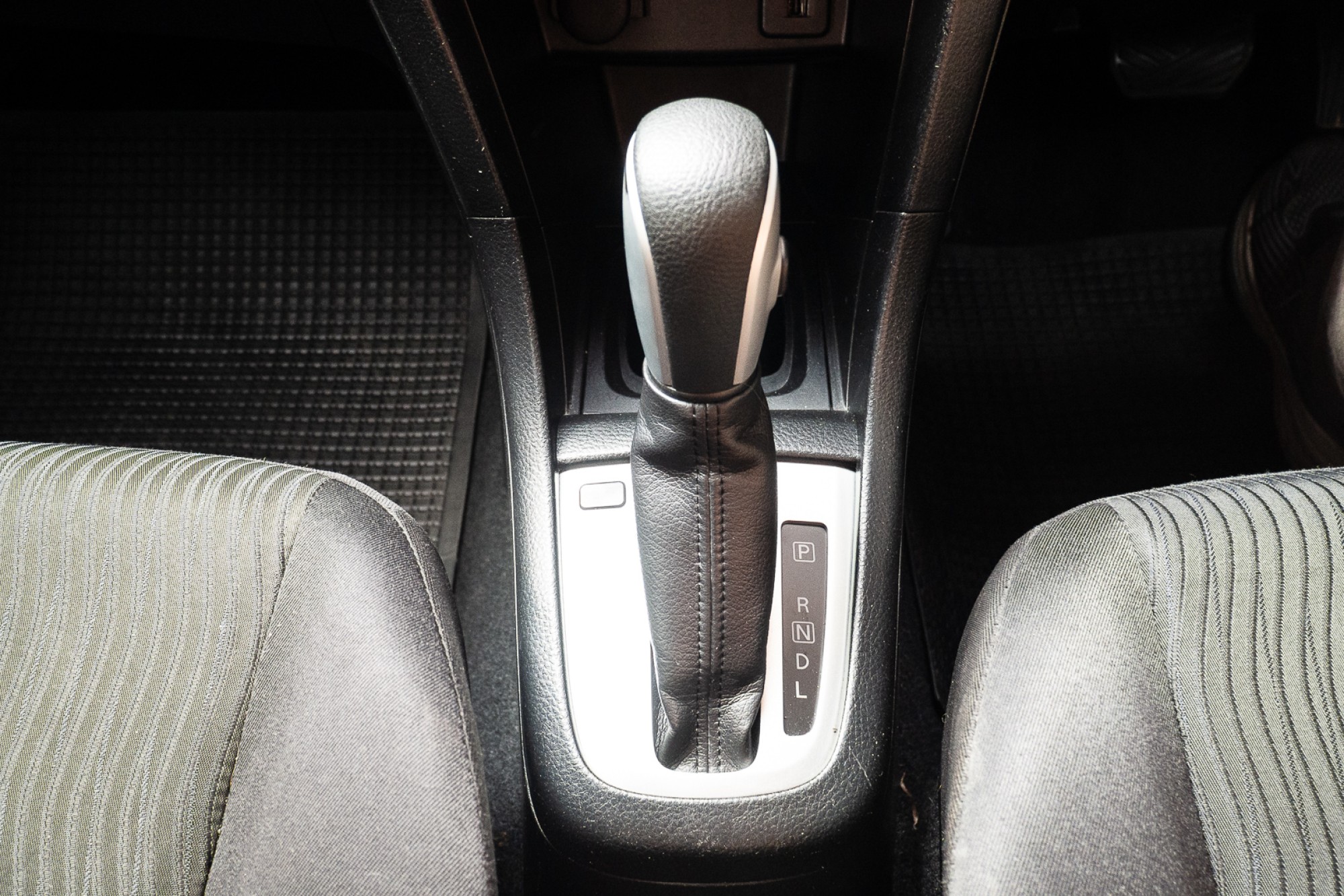 SUZUKI SWIFT 1.5GLX (รูปที่ 19)