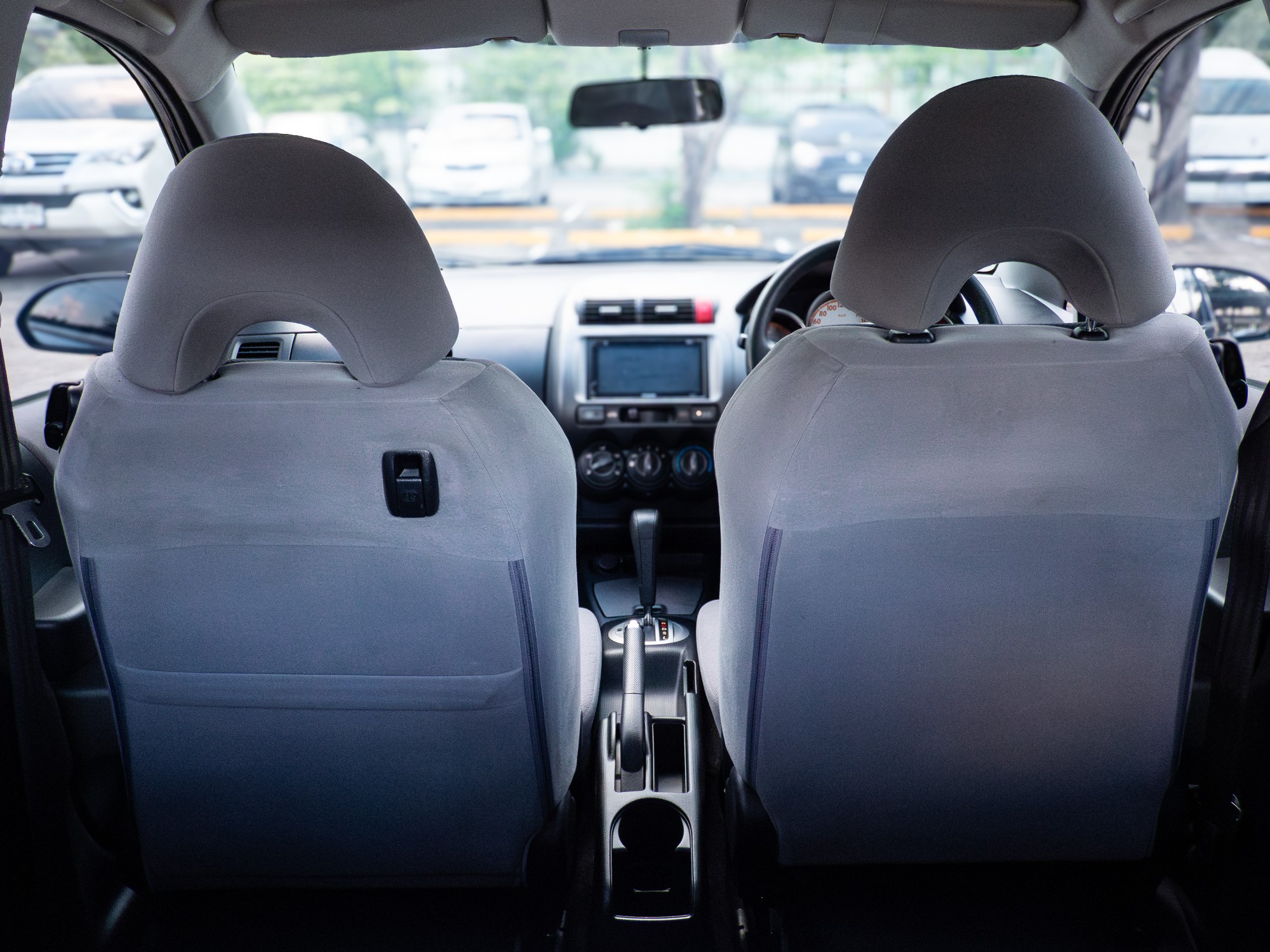 Honda Jazz 1.5V (รูปที่ 18)