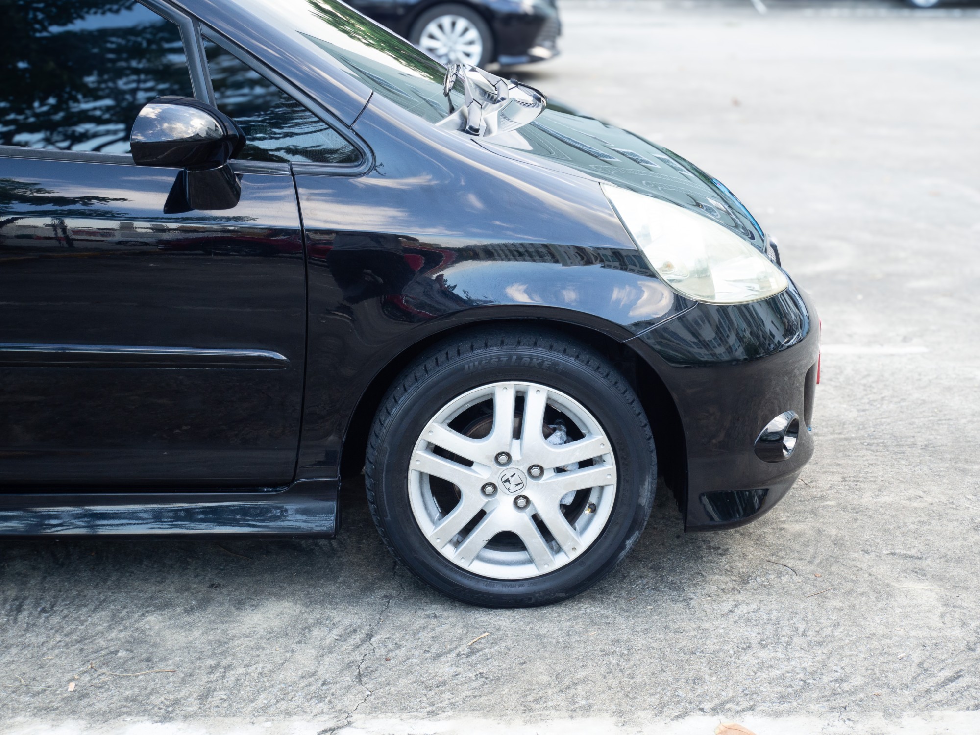 Honda Jazz 1.5V (รูปที่ 8)