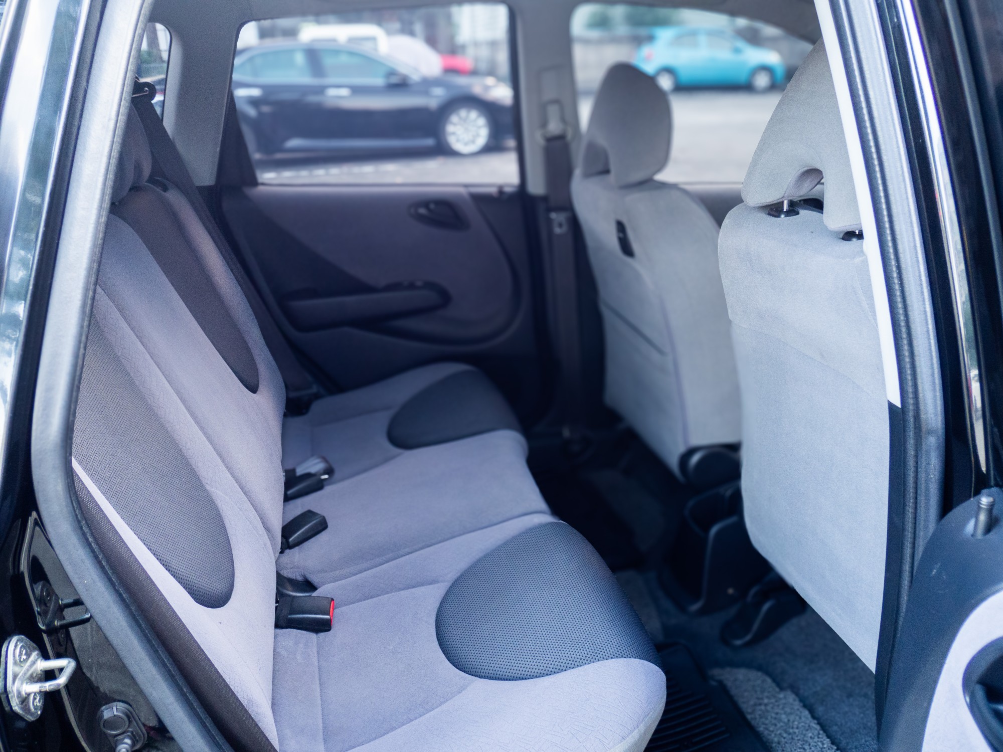 Honda Jazz 1.5V (รูปที่ 16)