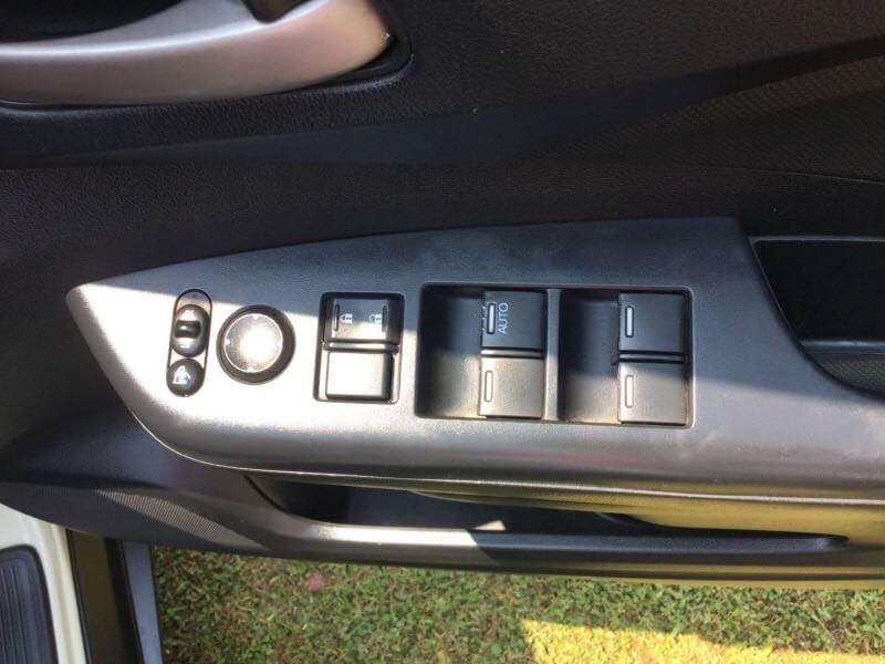 Honda CR-V ปี 2014 สีขาว (รูปที่ 6)