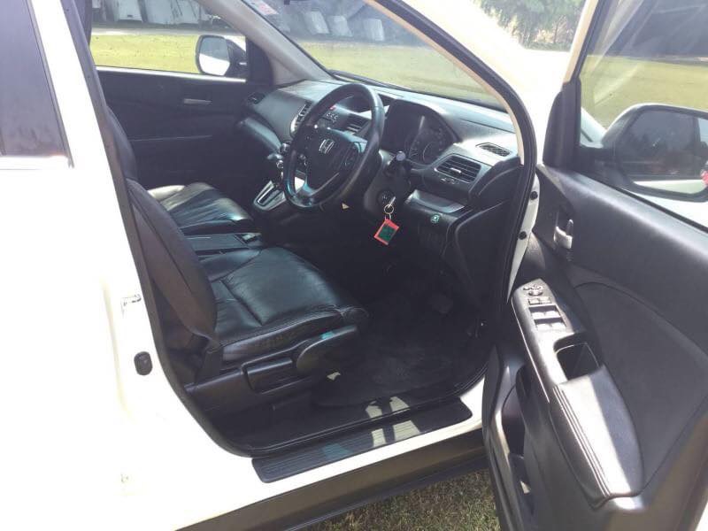 Honda CR-V ปี 2014 สีขาว (รูปที่ 8)
