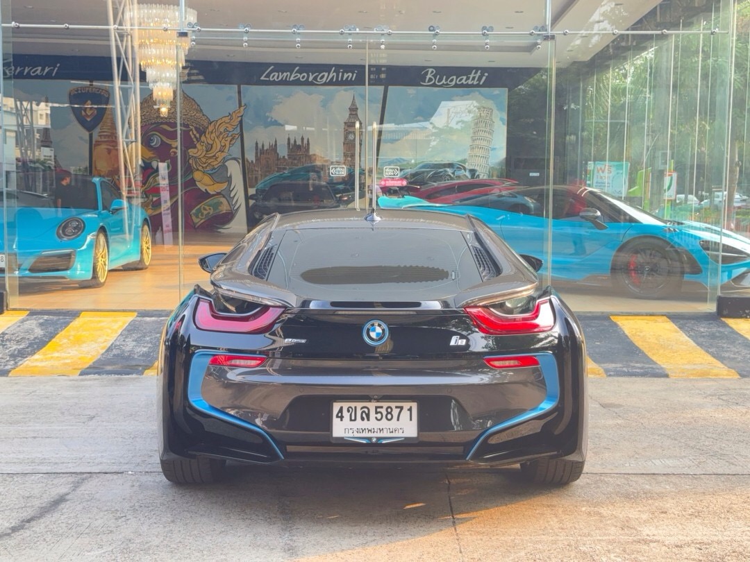 2015 BMW i8 สีเทา (รูปที่ 9)