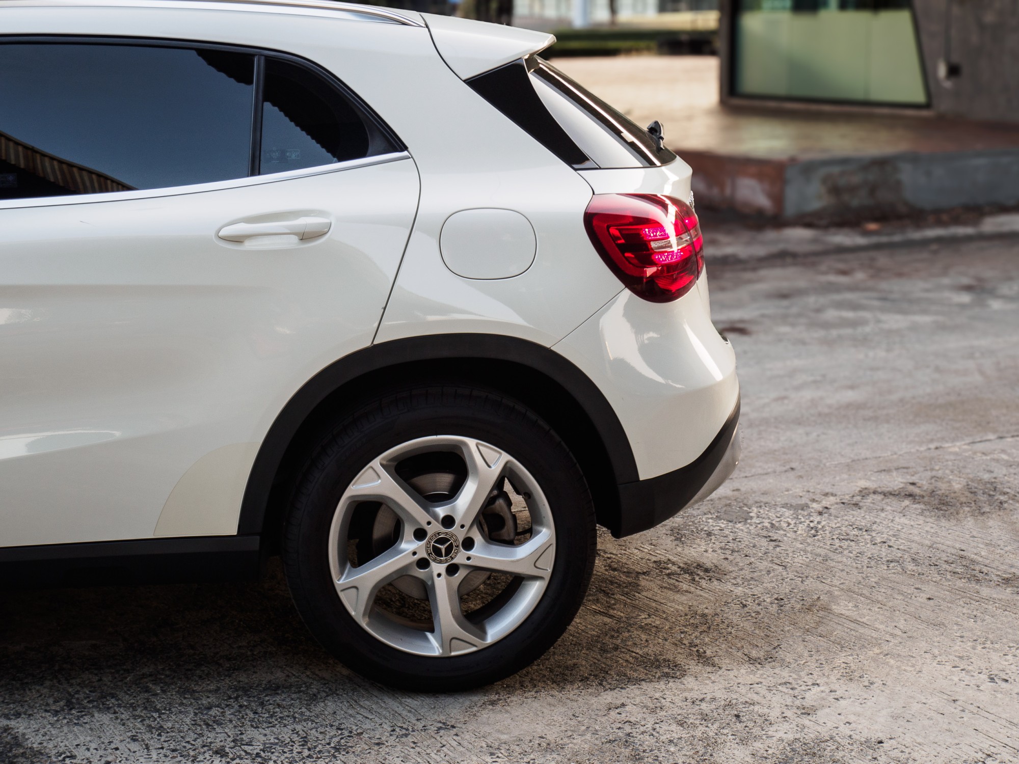 MERCEDES BENZ GLA200 (รูปที่ 9)