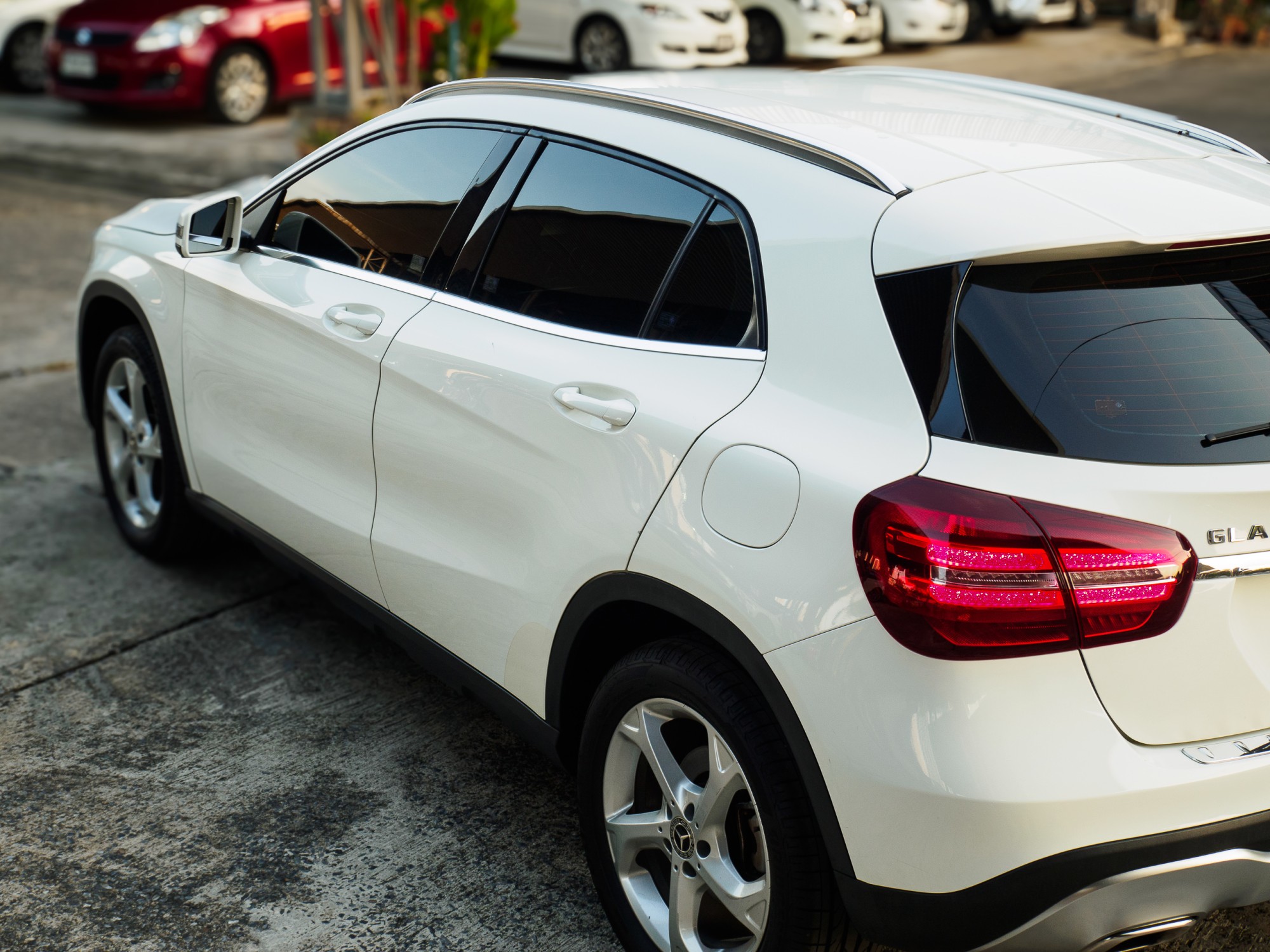MERCEDES BENZ GLA200 (รูปที่ 11)