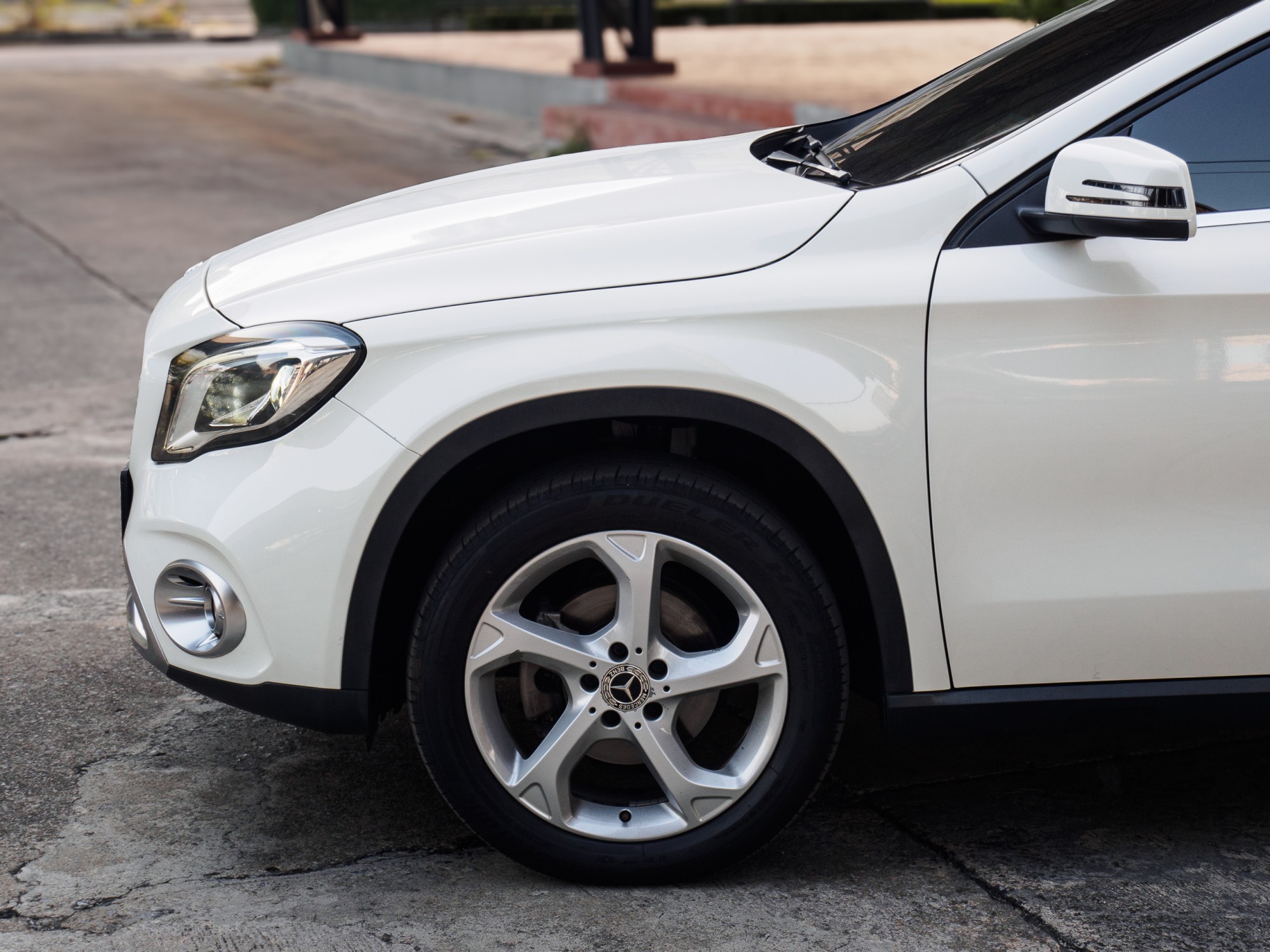 MERCEDES BENZ GLA200 (รูปที่ 8)
