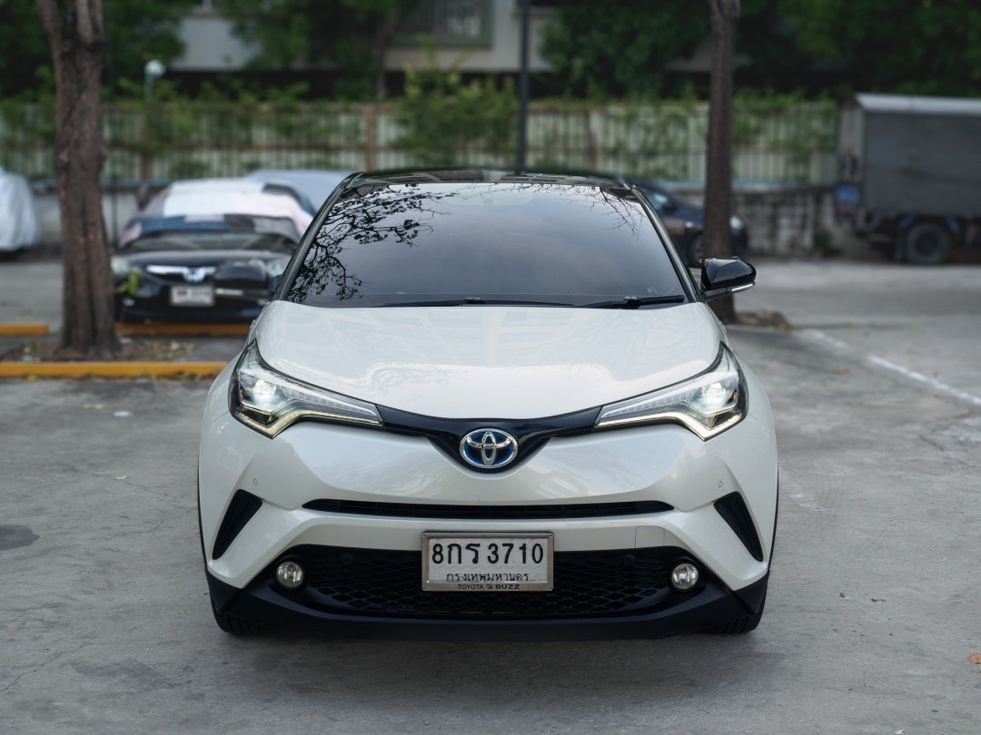 2019 Toyota C-HR สีขาว (รูปที่ 20)
