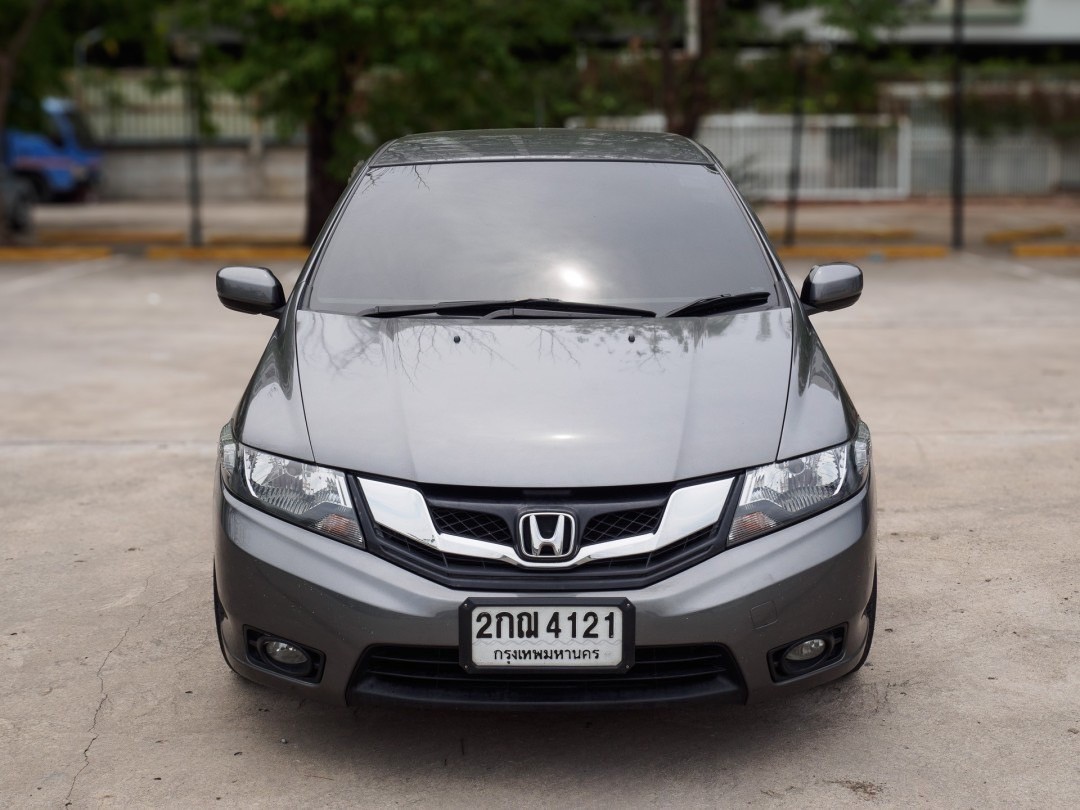 2013 Honda City สีเทา (รูปที่ 14)